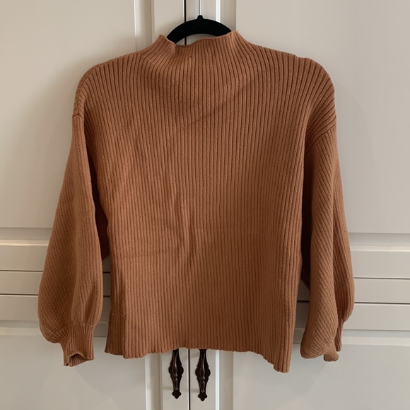 Line & Dot Mock Neck Sweater - Picture 4 of 6